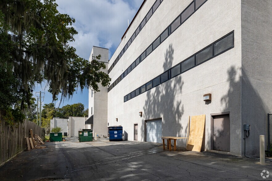 More Photos Of 5102 La Roche Ave, Savannah Office For Sale