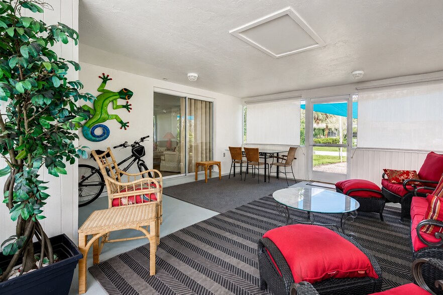 More Photos Of 602 Harvard St, Englewood Apartments For Sale
