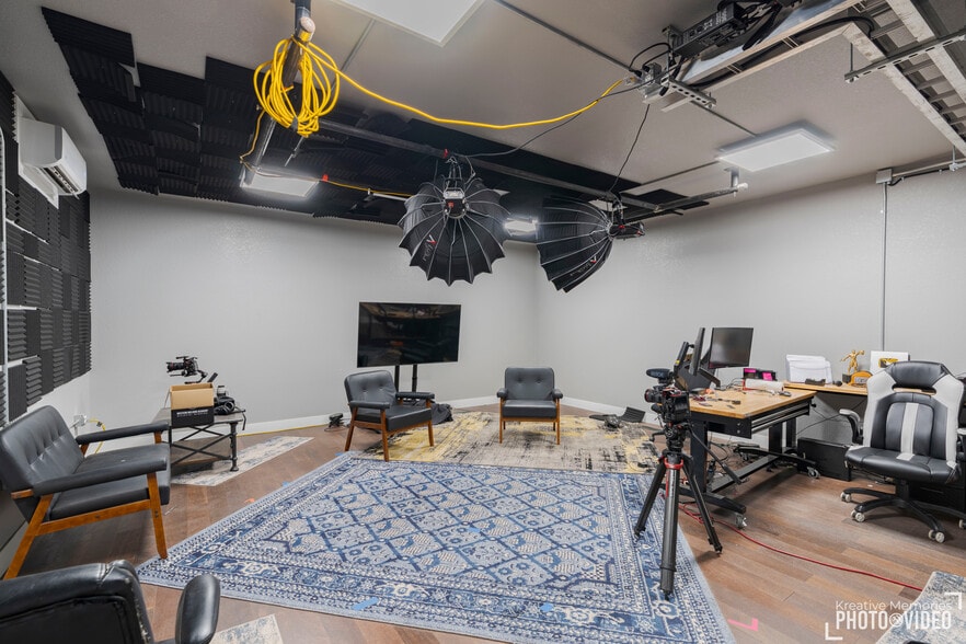 More Photos Of 612 Sinclair St, Gillette Industrial For Sale