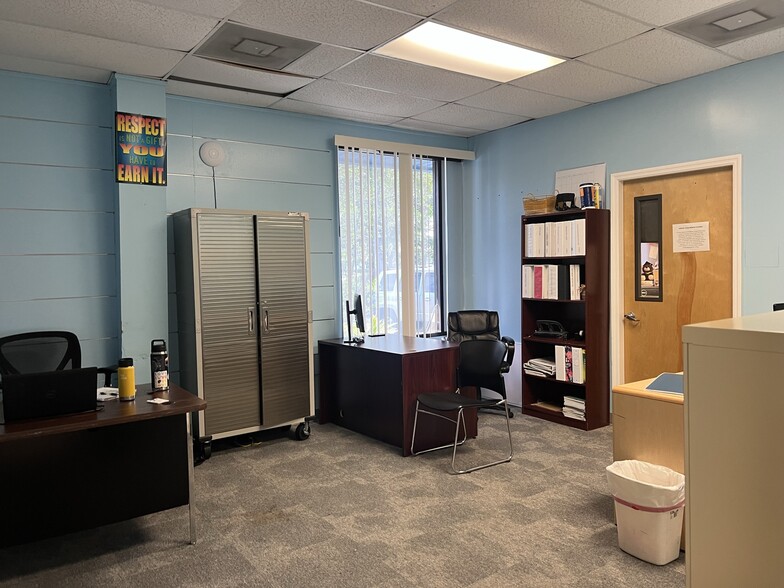 More Photos Of 1420 Mason Ave, Daytona Beach Freestanding For Sale