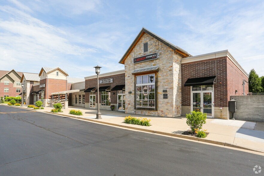 More Photos Of N72W13400 Lund Ln, Menomonee Falls General Retail For Lease