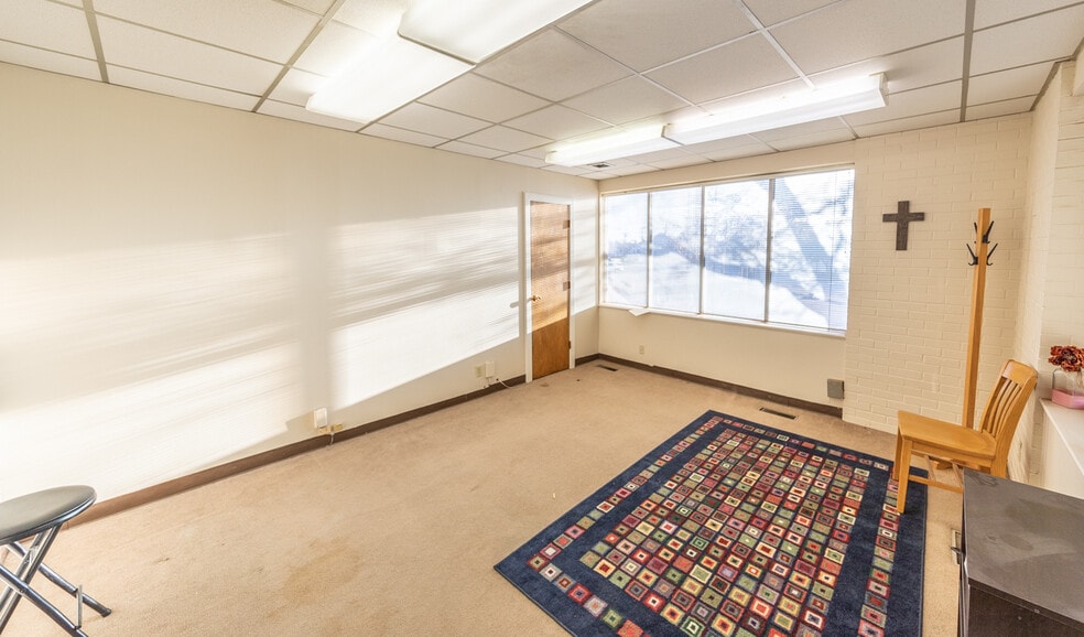 More Photos Of 5 Briercroft Office Park, Lubbock Office For Sale