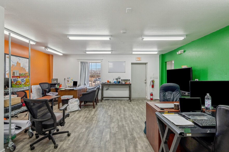 More Photos Of 862 W Taft Ave, Sapulpa Freestanding For Sale