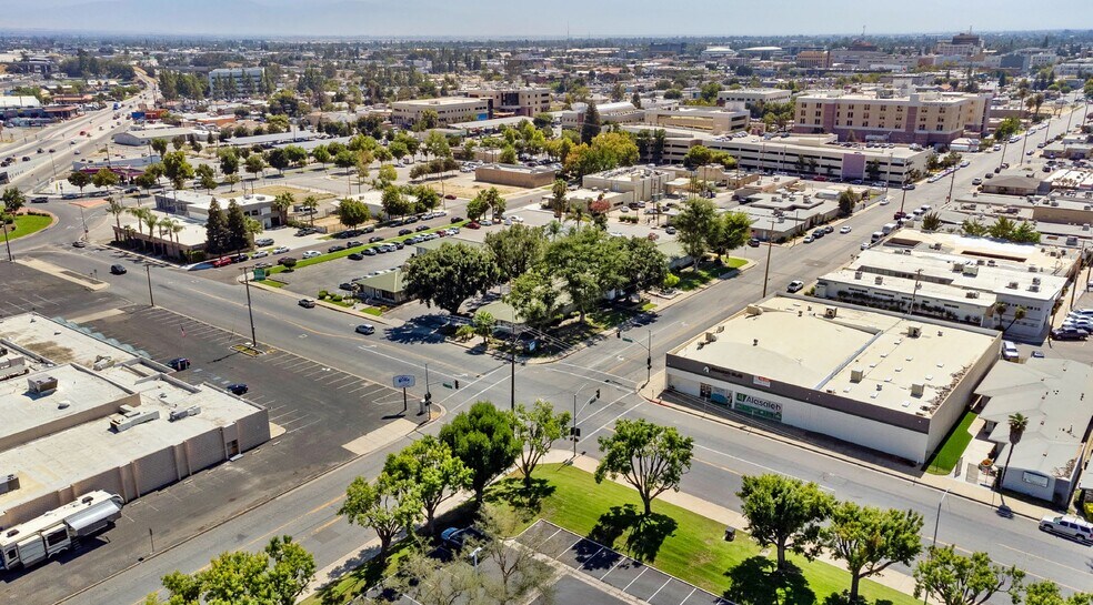 More Photos Of 2920 H St, Bakersfield Medical For Lease