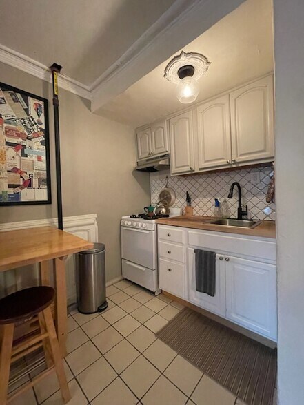 More Photos Of 19 S Oxford St, Brooklyn Apartments For Sale
