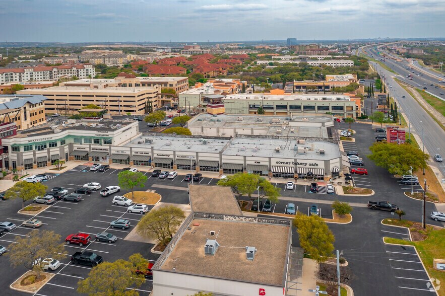 More Photos Of 18700-18740 Stone Oak Pky, San Antonio Unknown For Lease