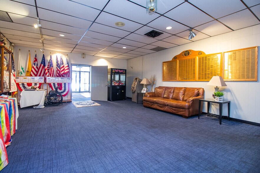 More Photos Of 31117 Plymouth Rd, Livonia Lodge Meeting Hall For Sale