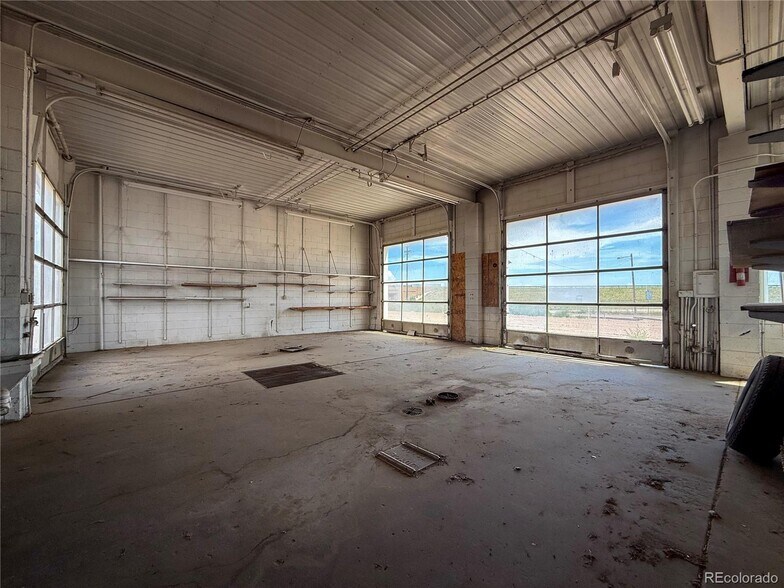 More Photos Of 550 Rose Ave, Burlington Industrial For Sale