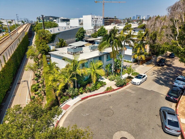 More Photos Of 3425 Helms Ave, Culver City Apartments For Sale