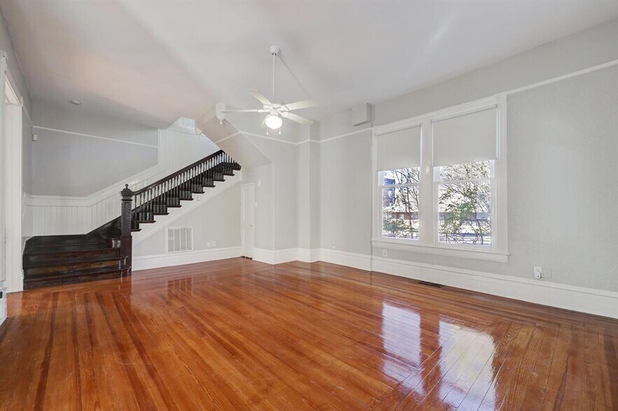 More Photos Of 1229 Heights Blvd, Houston Loft Creative Space For Lease