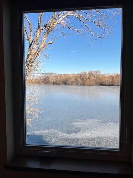 More Photos Of 2309 W Dolarway Rd, Ellensburg Loft Creative Space For Lease