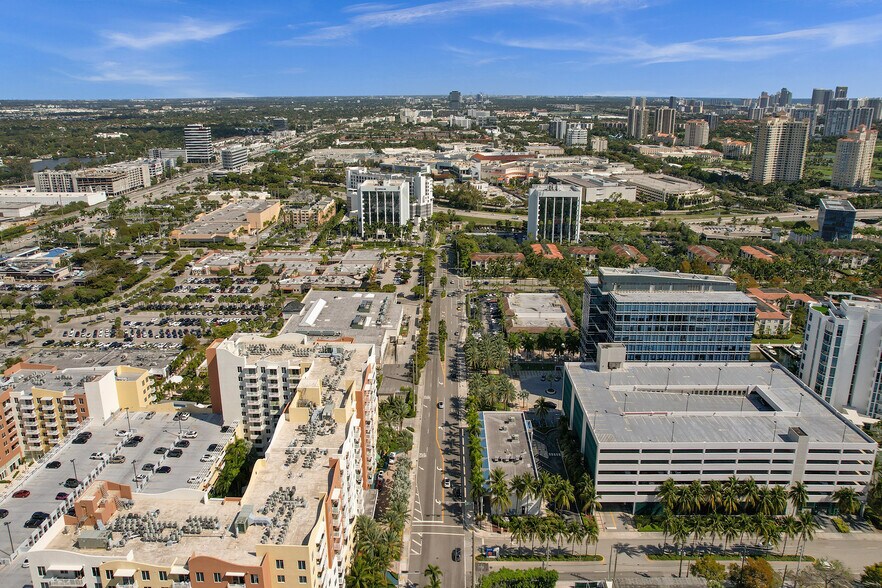 More Photos Of 18851 NE 29th Ave, Aventura Office For Lease