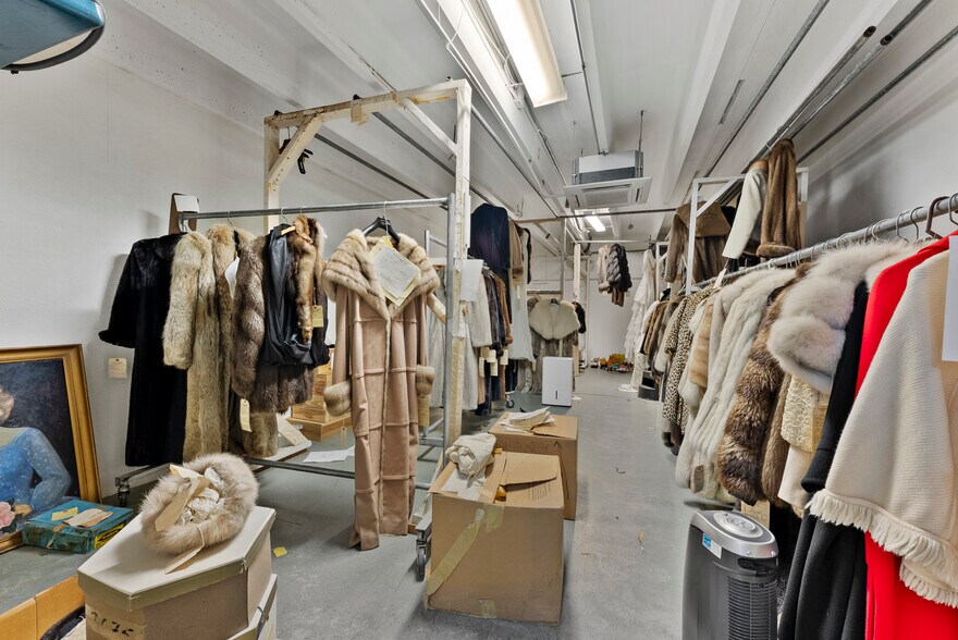 More Photos Of 2902 Tuxedo Ave, West Palm Beach Warehouse For Lease