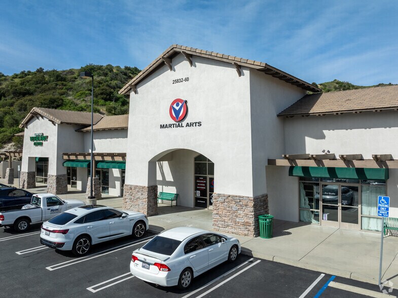 More Photos Of 25810-25860 Hemingway Ave, Valencia Unknown For Lease