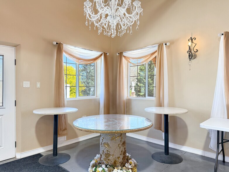 More Photos Of 5955 Sawmill Mesa Rd, Delta Specialty For Sale