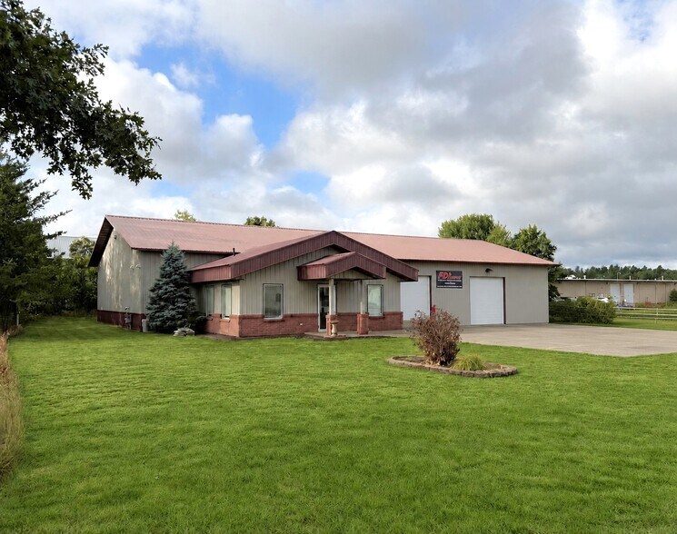 Primary Photo Of 7745 Goedderz Rd, Baxter Warehouse For Sale