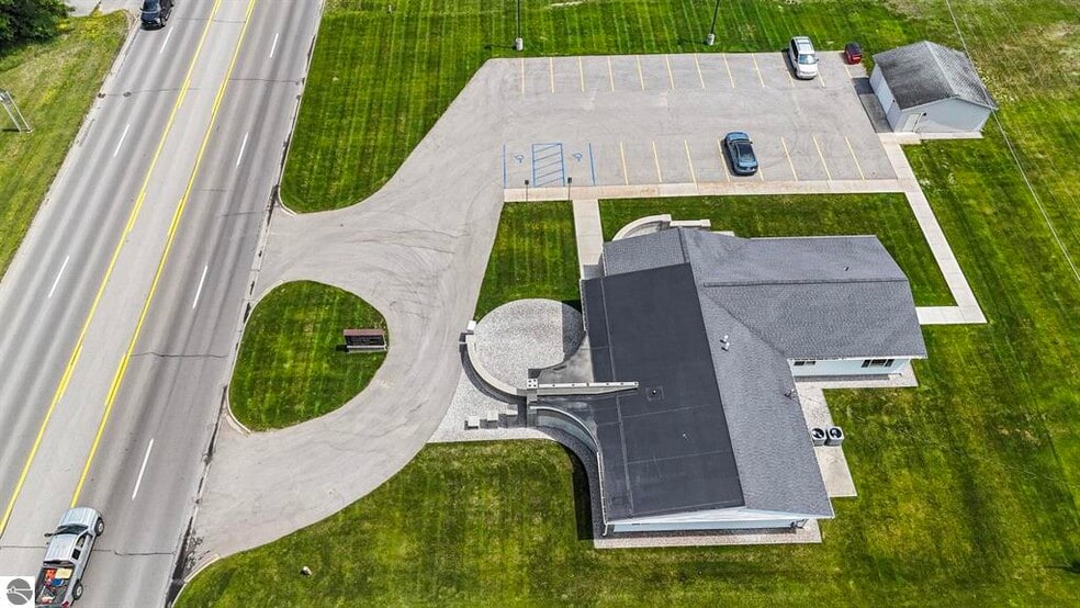 More Photos Of 5168 US-31, Traverse City Office For Sale