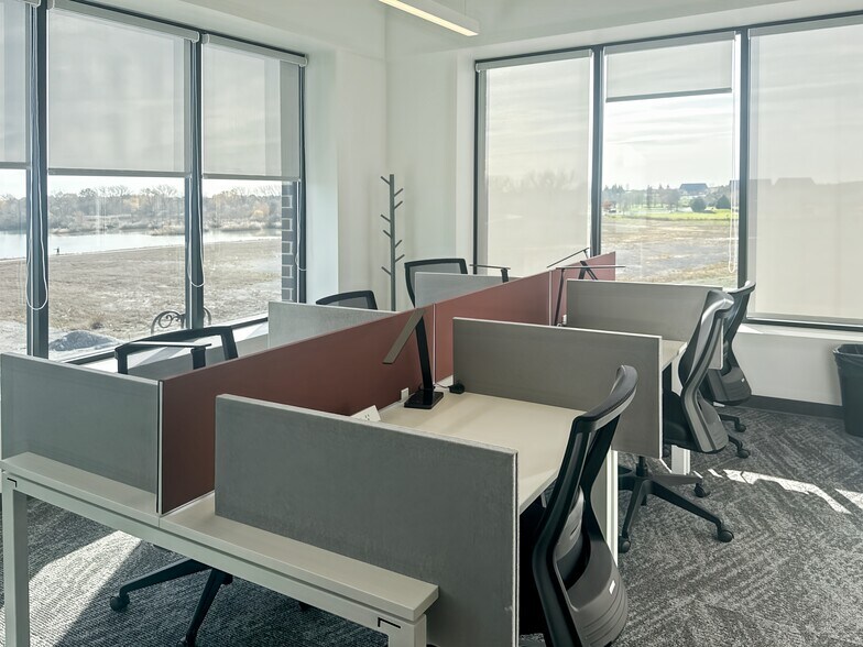 More Photos Of 9601 N Centennial Dr, Munster Coworking Space