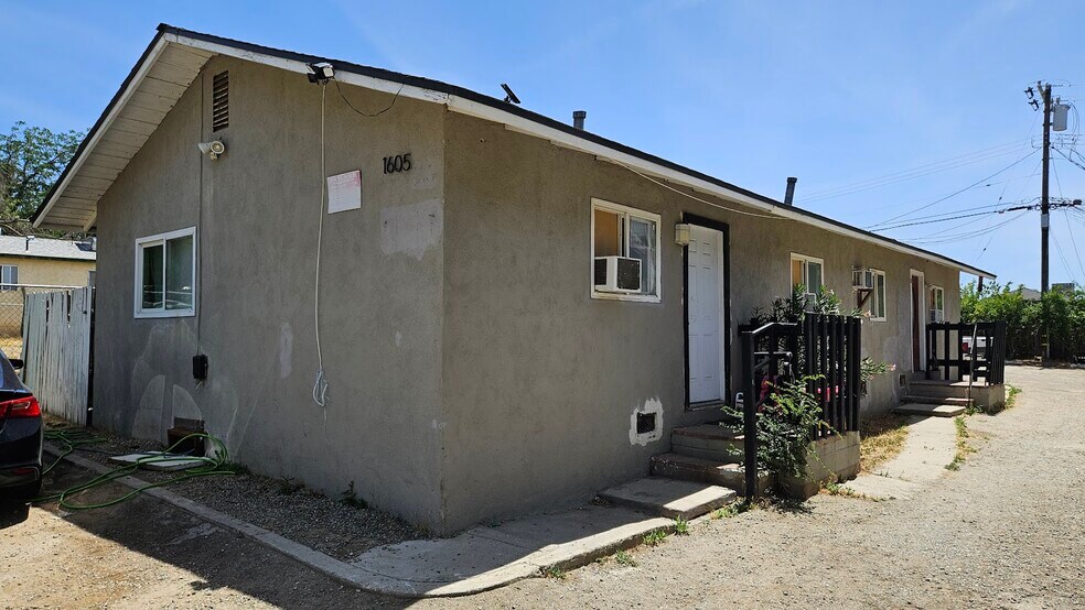 More Photos Of 1601 Jefferson St, Bakersfield Apartments For Sale