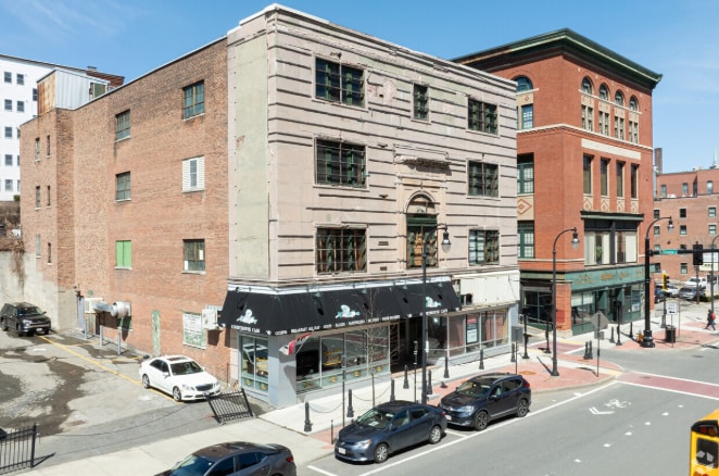 Primary Photo Of 204 Main St, Worcester Apartments For Lease
