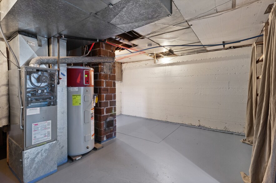 More Photos Of 510 E 16th St, Vancouver Manufactured Housing Mobile Home Park For Sale
