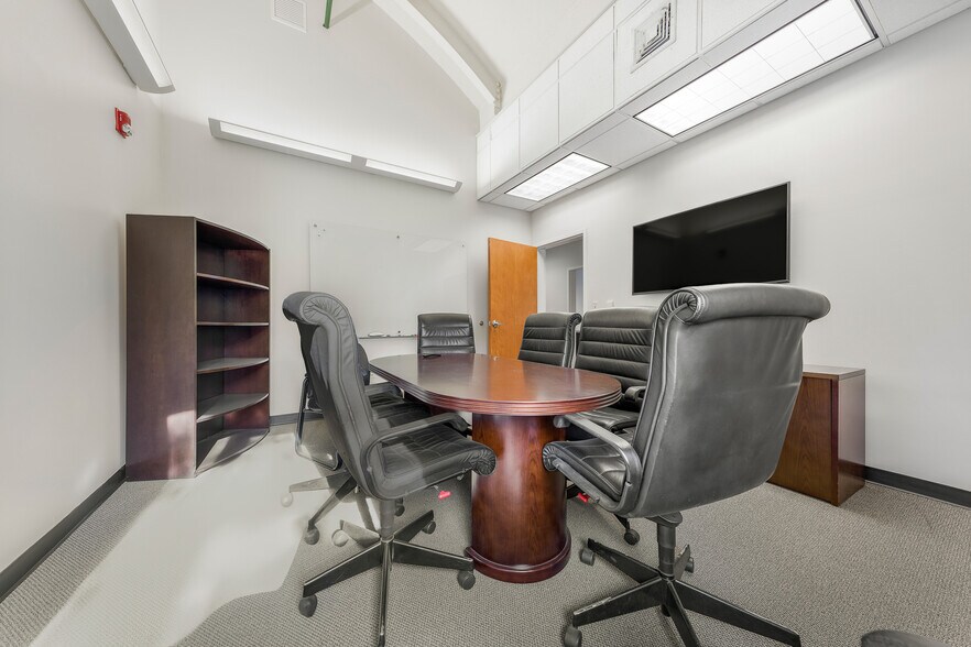 More Photos Of 1451 State Route 34, Wall Township Office For Lease