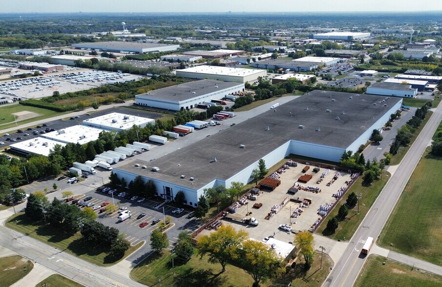 More Photos Of 320 E Fullerton Ave, Carol Stream Distribution For Lease