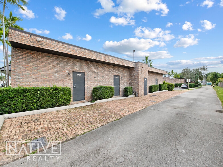 More Photos Of , Oakland Park General Retail For Sale