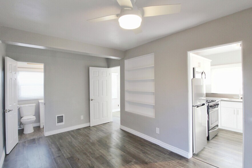 More Photos Of 4685 Hamilton St, San Diego Apartments For Sale