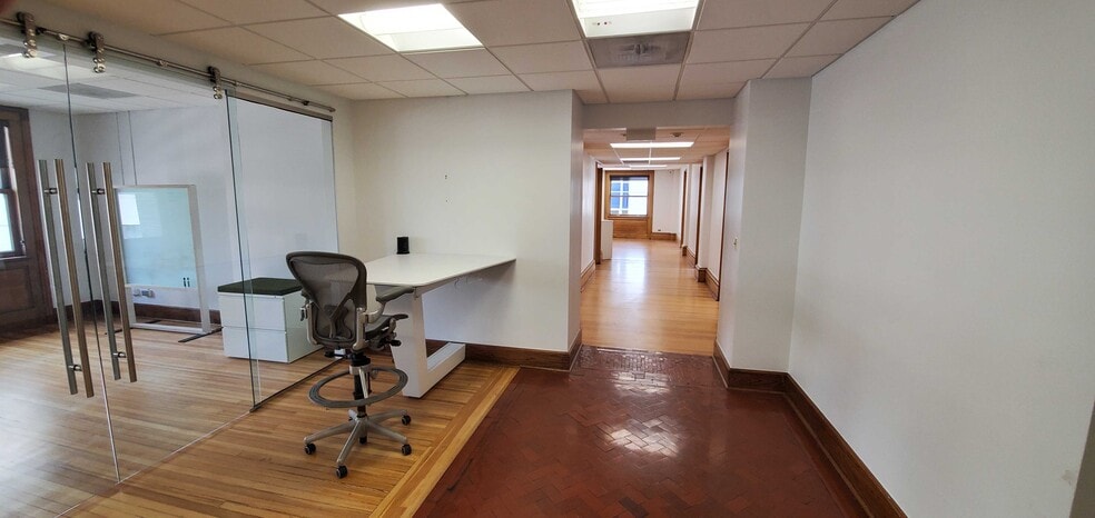 More Photos Of 730 17th St, Denver Office For Sale