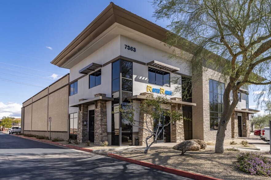 Primary Photo Of 7363 E Adobe Dr, Scottsdale Light Distribution For Sale