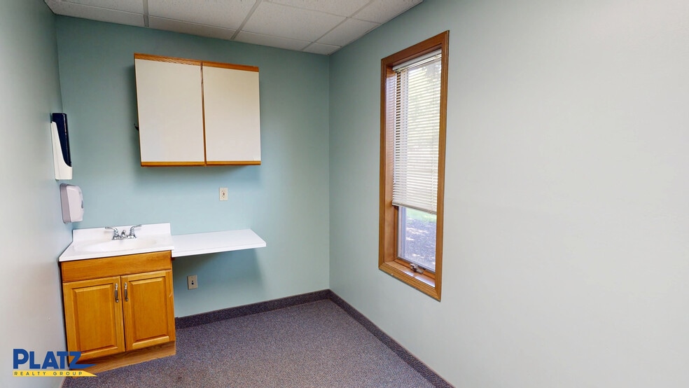 More Photos Of 1280 Boardman Canfield Rd, Boardman Medical For Lease