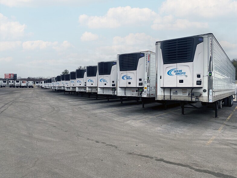 More Photos Of 5920 Gateway Industrial Dr, Belleville Warehouse For Sale