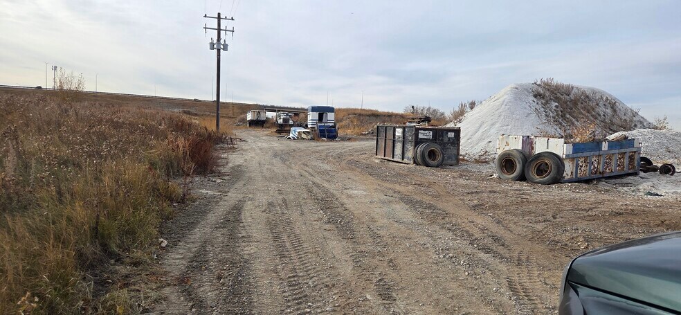 More Photos Of 11333 84 St SE, Calgary Industrial For Sale