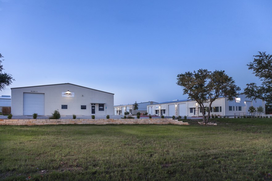 More Photos Of 5200 Electric Ave, Spicewood Unknown For Lease