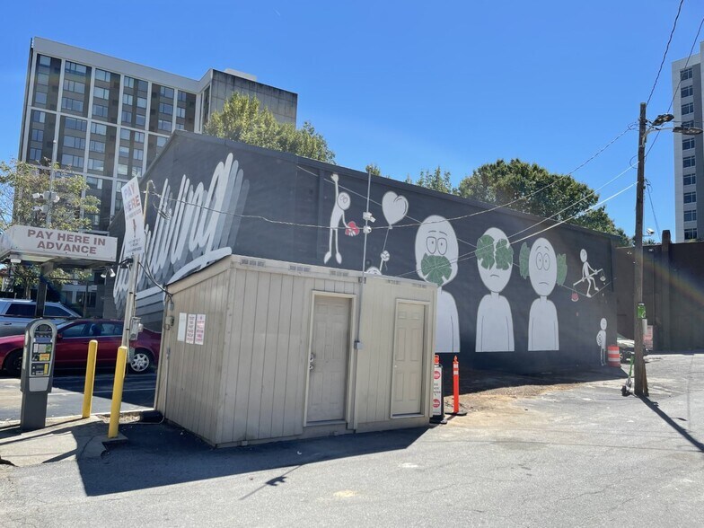 More Photos Of 130 10th St, Atlanta Warehouse For Lease