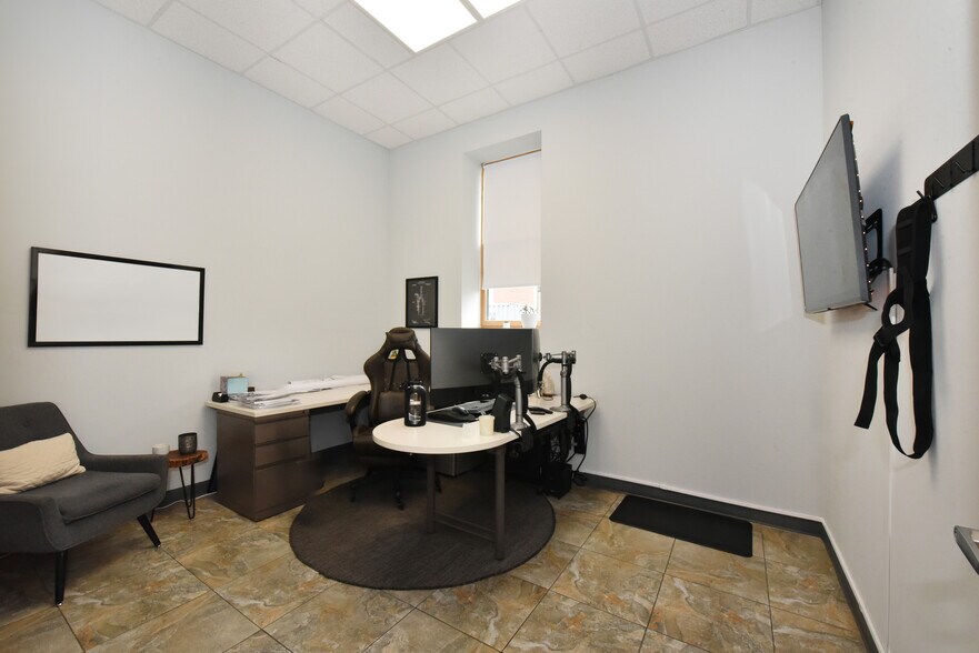 More Photos Of 1565 Ocean Ave, Bohemia Manufacturing For Sale