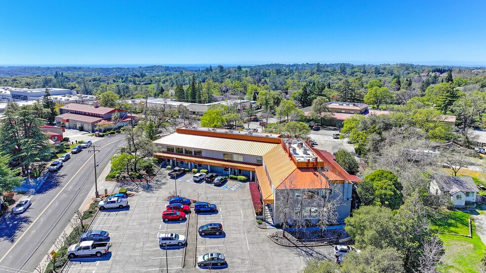 More Photos Of 11879 Kemper Rd, Auburn Office For Sale