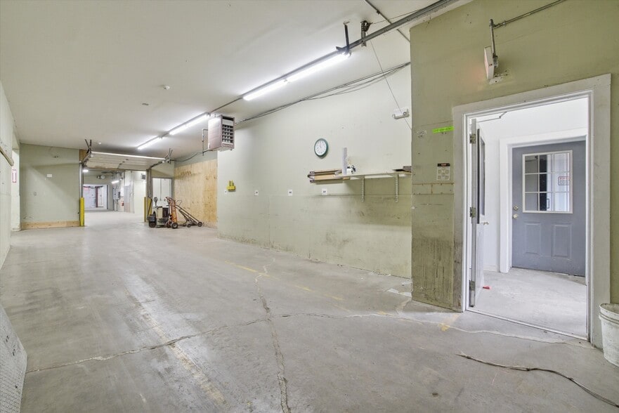 More Photos Of 95 Runnells Bridge Rd, Hollis Manufacturing For Sale