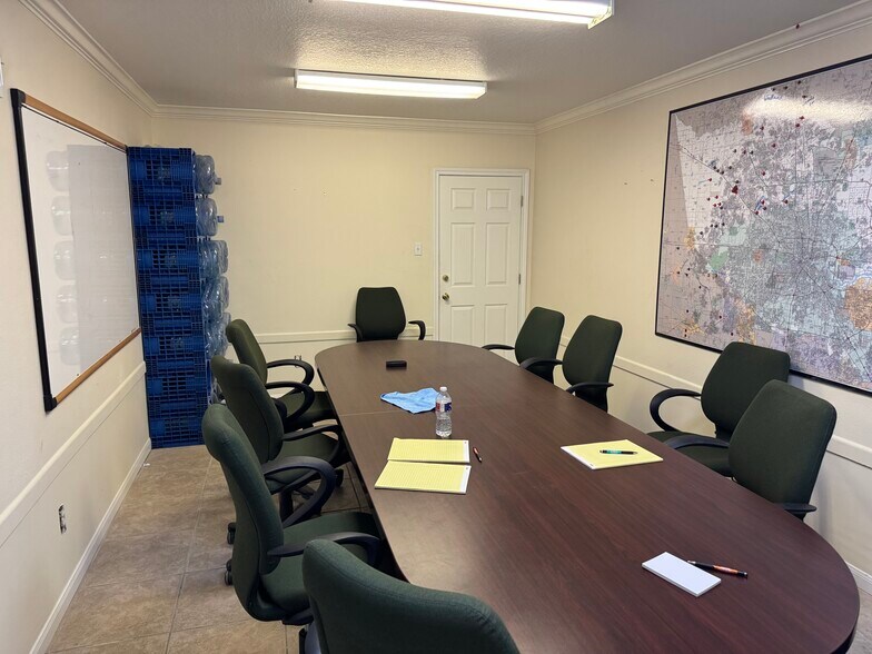 More Photos Of 21706 Northwest Fwy, Cypress Warehouse For Sale