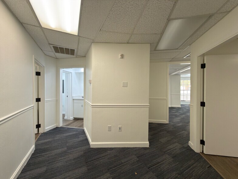 More Photos Of 1527 S Orange Ave, Orlando Office For Lease