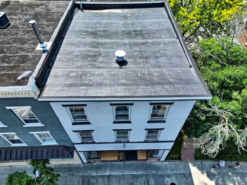 More Photos Of 511 Warren St, Hudson Storefront Retail Residential For Sale