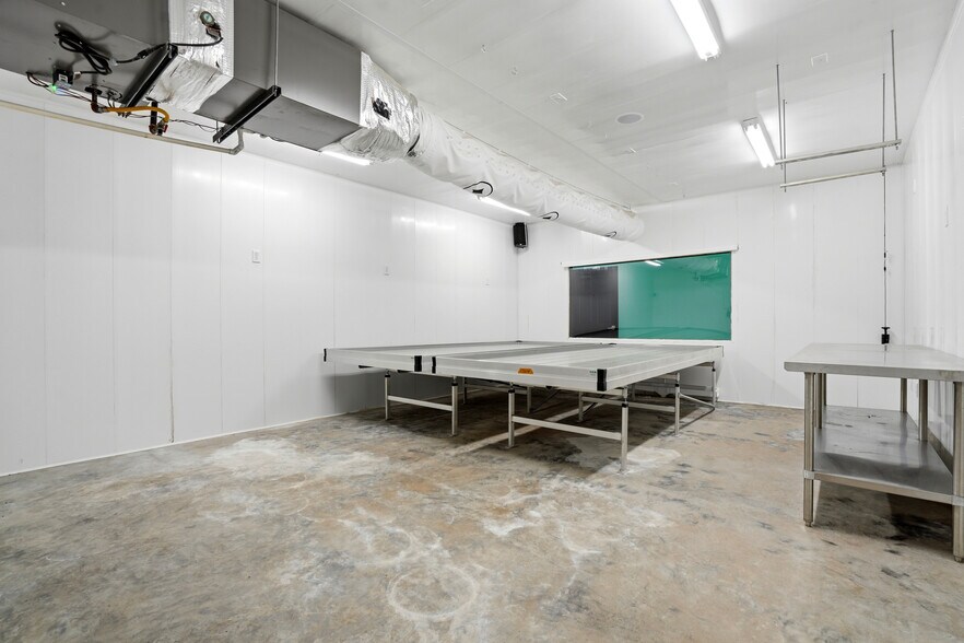 More Photos Of 1213 Culwell Dr, Warner Storefront For Sale
