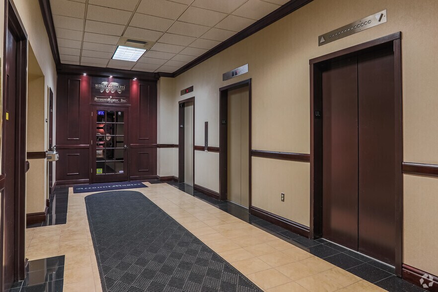 More Photos Of 90 W Chestnut St, Washington Office For Lease