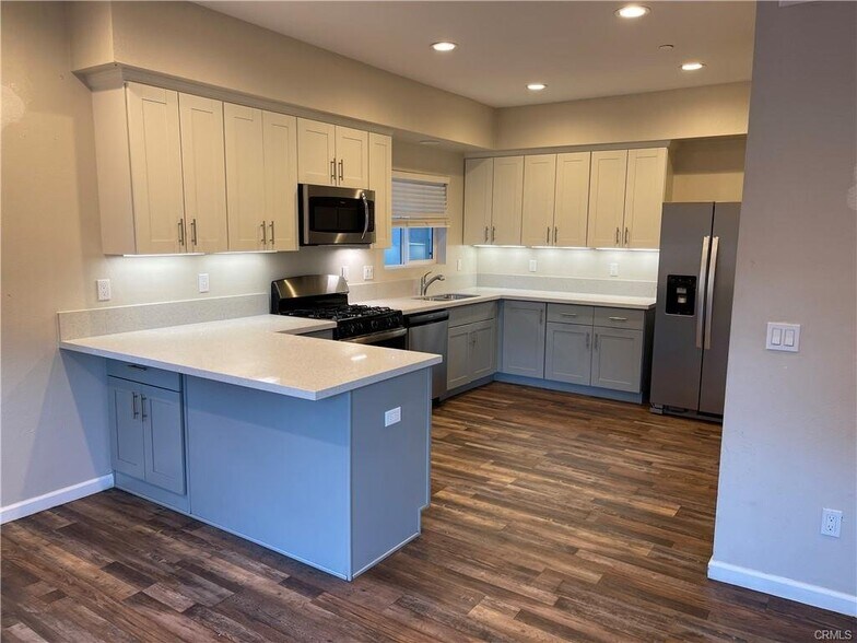 More Photos Of 68980 Via Eytel Rd, Cathedral City Apartments For Sale