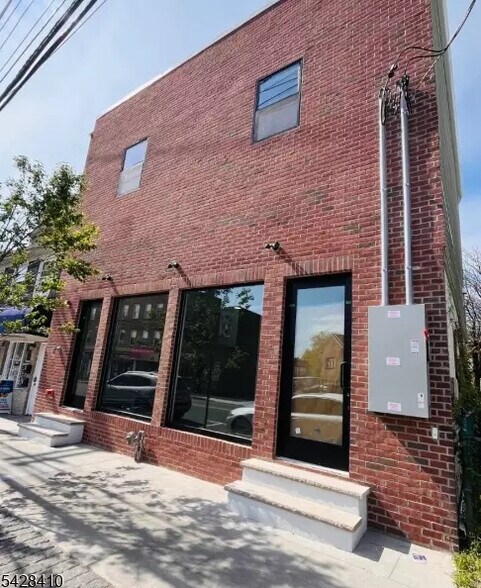 Primary Photo Of 71 Franklin St, Belleville Storefront Retail Office For Lease
