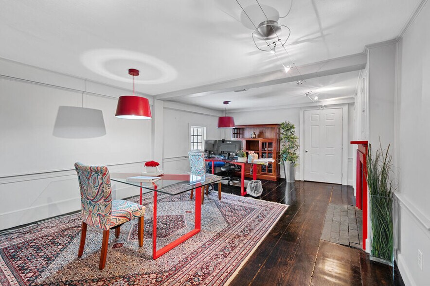 More Photos Of 26 Parker St, Newburyport Loft Creative Space For Lease