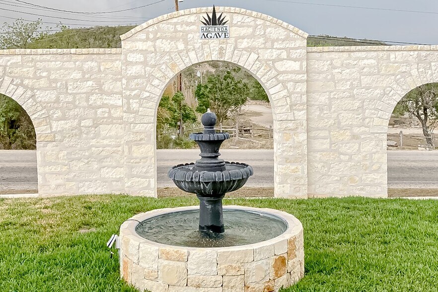 More Photos Of 2565 N State Highway 16, Fredericksburg Specialty For Sale