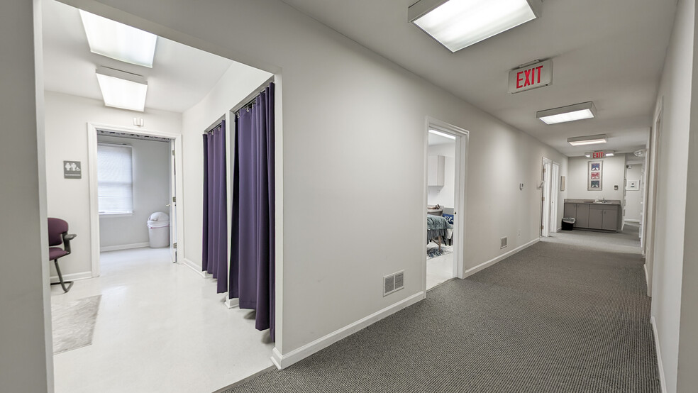 More Photos Of 11 Woodland Rd, Madison Medical For Sale