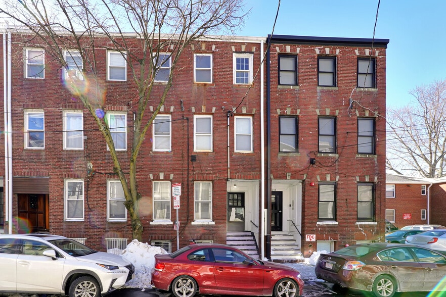 Primary Photo Of 213 W 9th St, Boston Multifamily For Sale